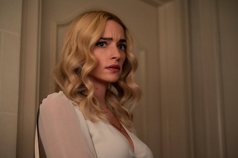 Brianne Howey as Georgia in episode 201 of Ginny & Georgia. Cr. Amanda Matlovich/Netflix © 2022