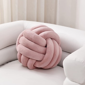 Sioloc Knot Ball Pillow