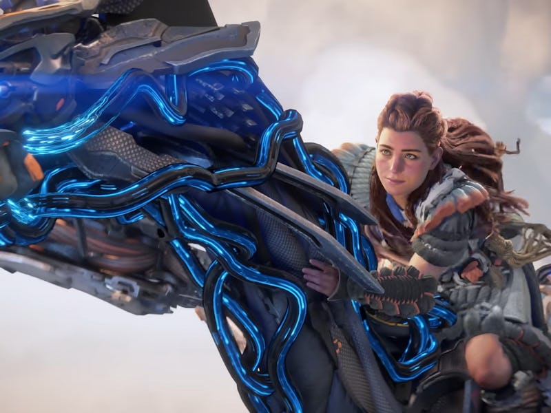 Aloy riding a Sunwing