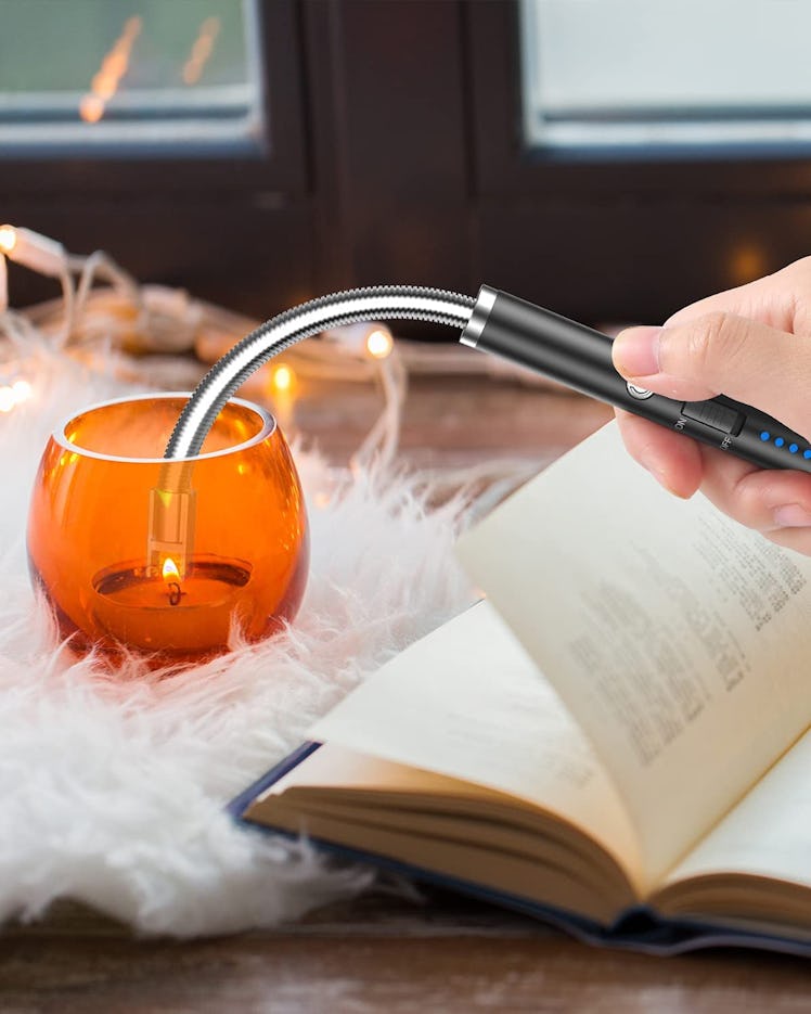 VEHHE Electric Rechargeable Arc Candle Lighter