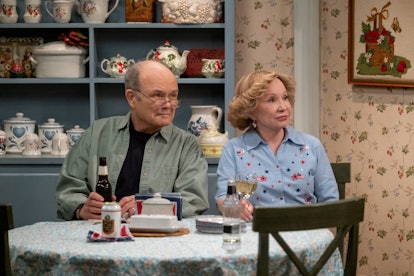 Kurtwood Smith as Red Forman, Debra Jo Rupp as Kitty Forman in That ‘90s Show. 