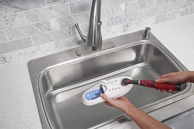 Rubbermaid Reveal Cordless Scrubber Home Kit (18 Pieces)