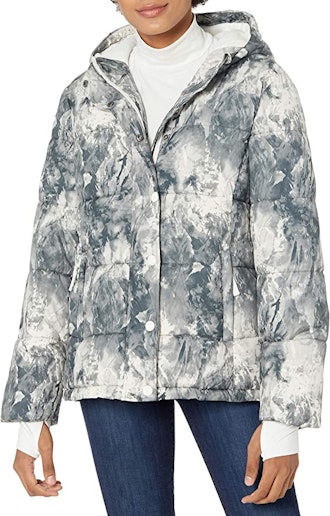 Amazon Essentials Heavyweight Hooded Puffer Coat