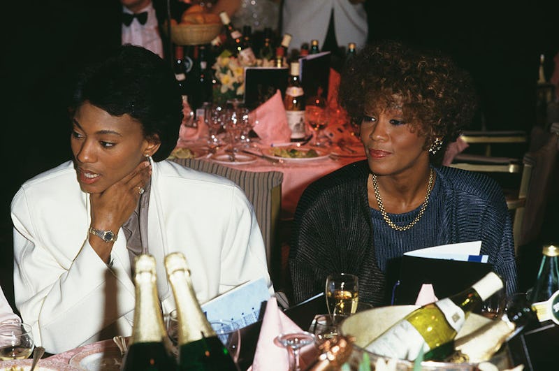 Robyn Crawford and American singer Whitney Houston, circa 1988.