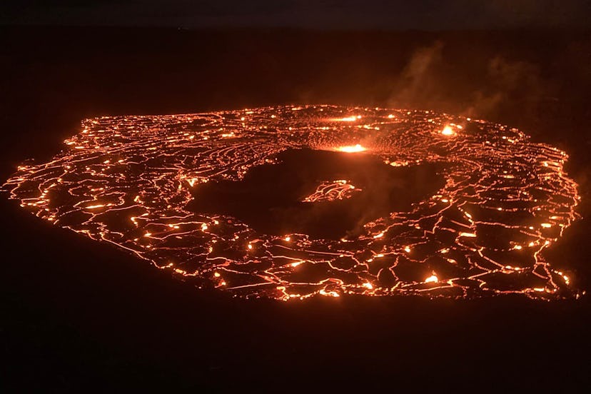 This photograph from 9:45 PM January 5, 2023 shows the entire Halemaʻumaʻu crater floor in Kīlauea’s...