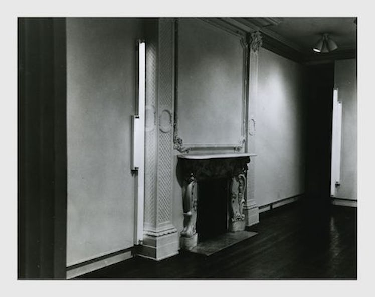 Installation view, Dan Flavin, Kornblee Gallery, New York, January 7–February 2, 1967. © 2023 Stephe...
