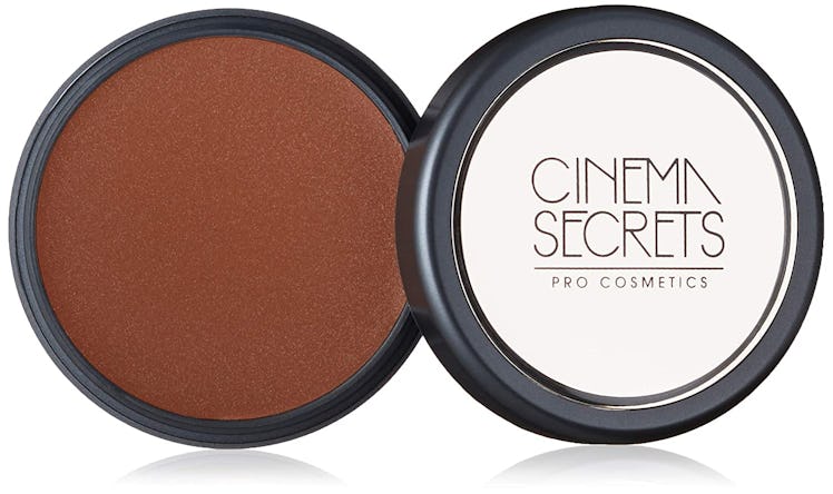 cinema secrets ultimate foundation is the best cream foundation for photos