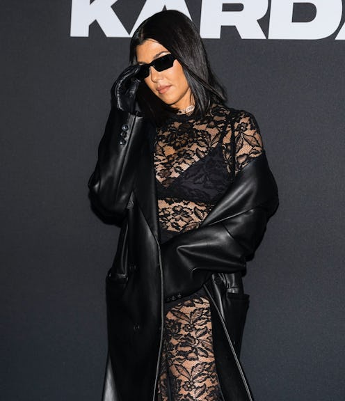 kourtney kardashian wearing an all-black outfit
