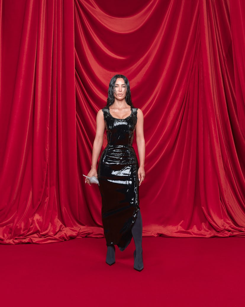 a look from balenciaga spring 2024 collection shown at paris fashion week