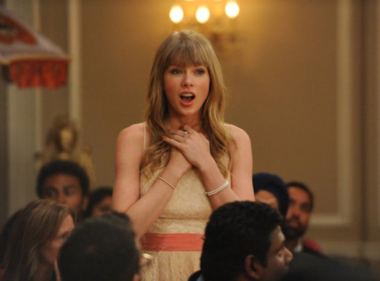 Taylor Swift's song "22" was used in the episode of 'New Girl' she appeared in.