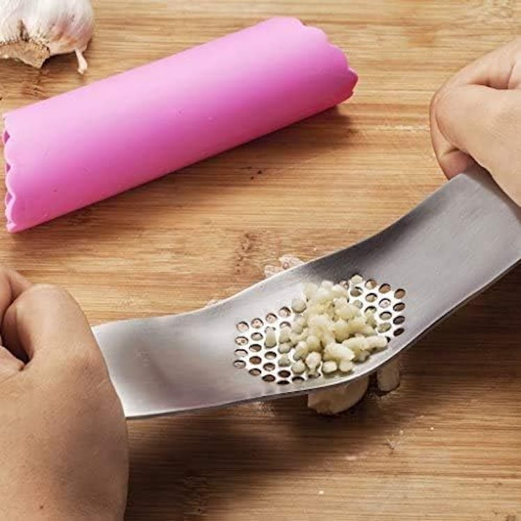 Fu Garlic Peel and Press (2 Pieces)