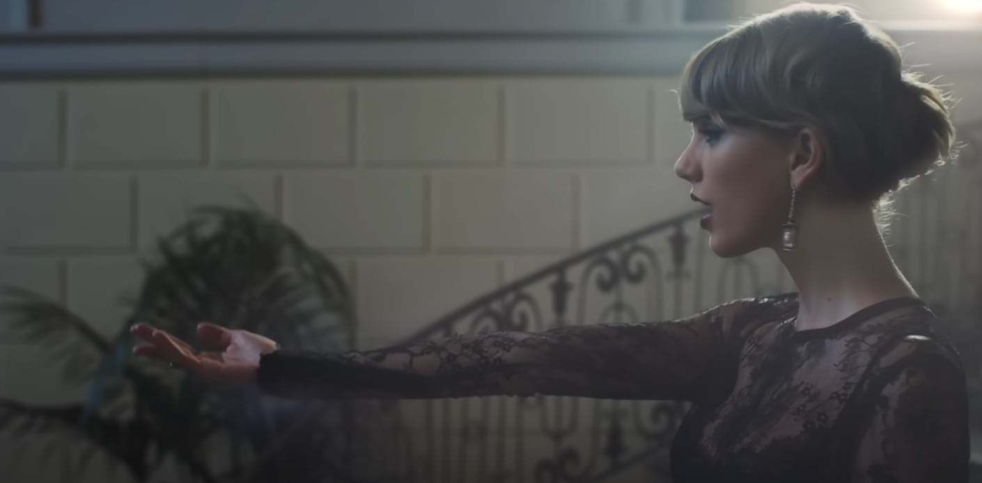 Taylor Swift in “Blank Space” music video.