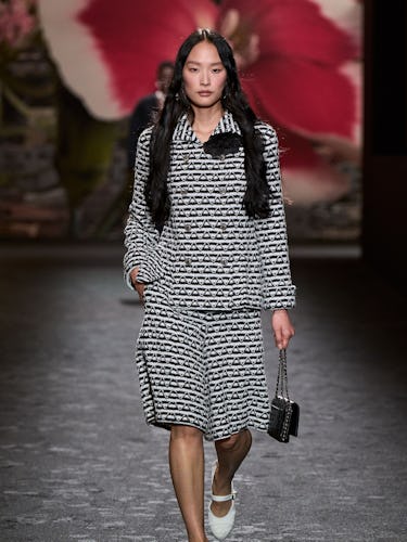 a look from Chanel spring 2024 runway