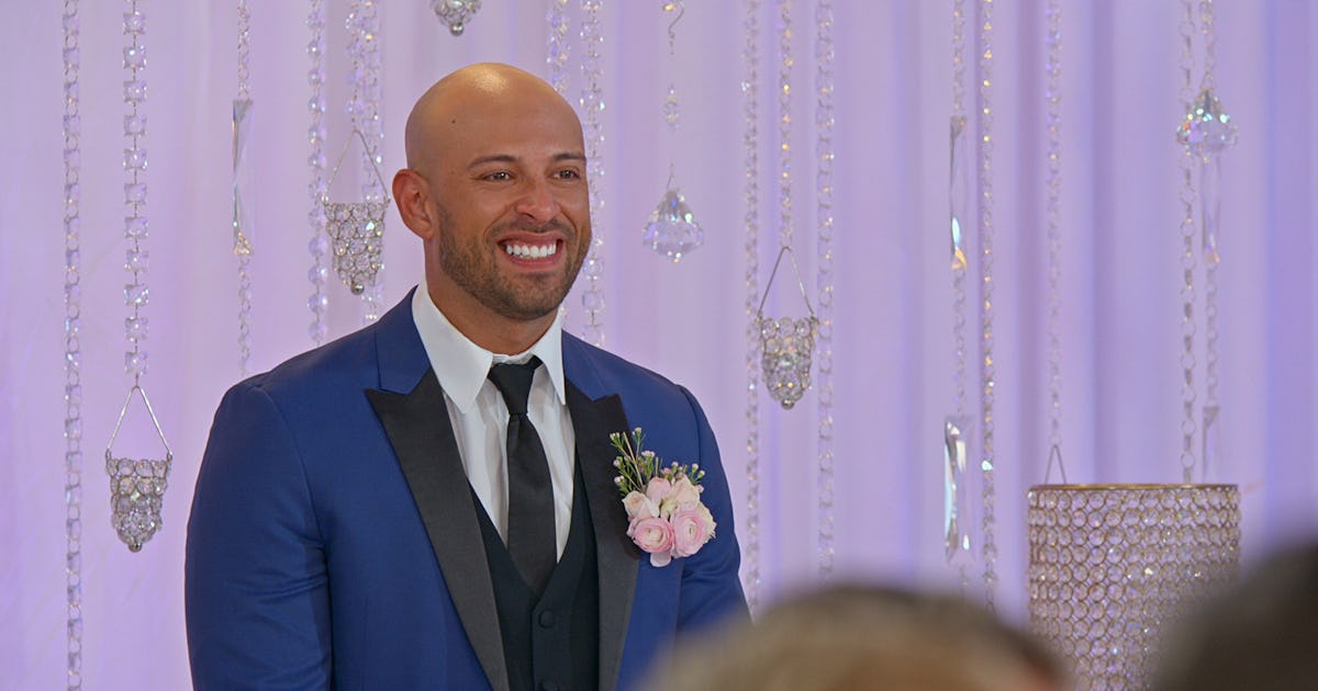 Izzy From 'Love Is Blind' Explains His Current Relationship & TMZ Drama