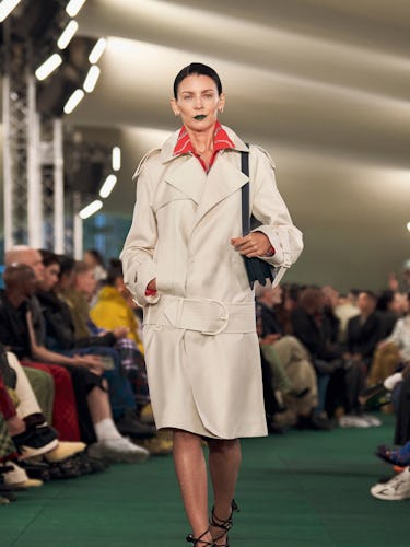 a look from Burberry spring 2024 runway