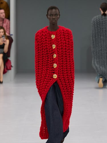 a look from Loewe spring 2024 runway