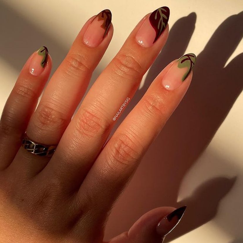 Fall leaf nails