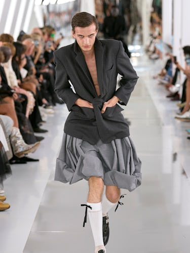 a look from Maison Margiela spring 2024 runway