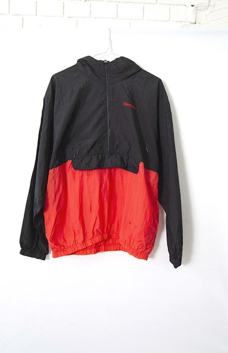 This black and red windbreaker is a Taylor Swift outfit dupe to wear when you watch a football game....