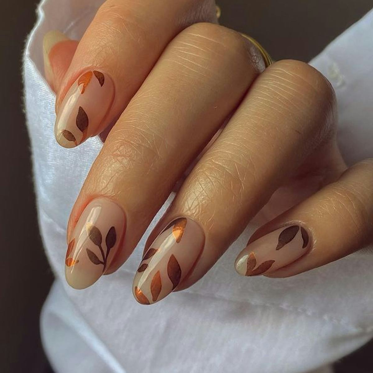 Nail Leaf Motif Fall Designs That Wow