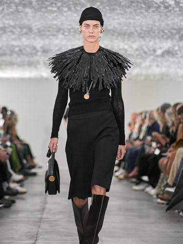 a look from Jil Sander spring 2024 runway