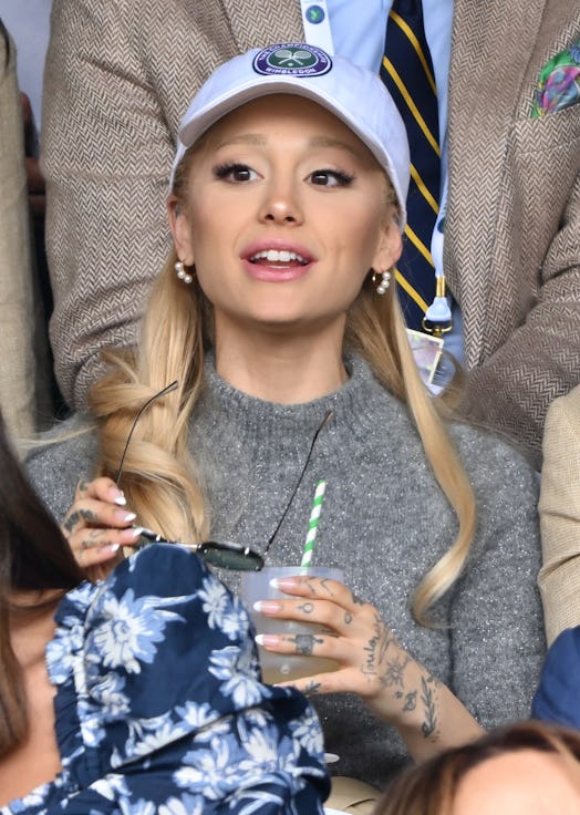Ariana Grande without her wedding ring at Wimbledon.