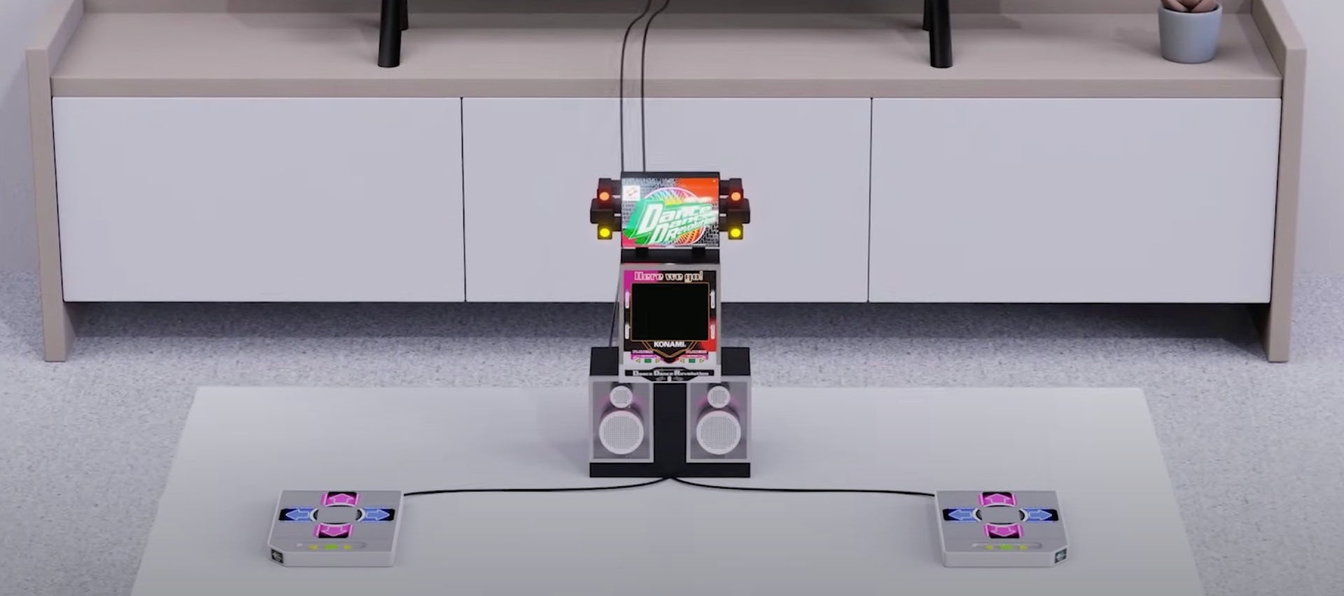 Zuiki's Tiny Dance Dance Revolution Machine is For Fingers, Not Feet