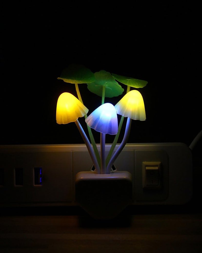 Rienar Mushroom Night-Light