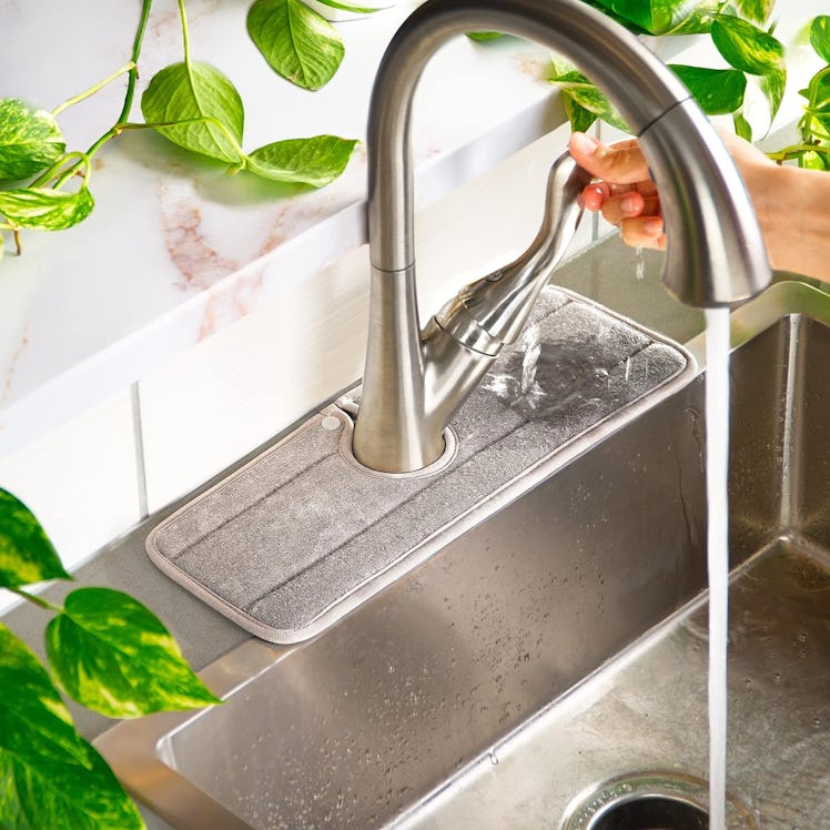 Ternal Microfiber Kitchen Faucet Sink Mat