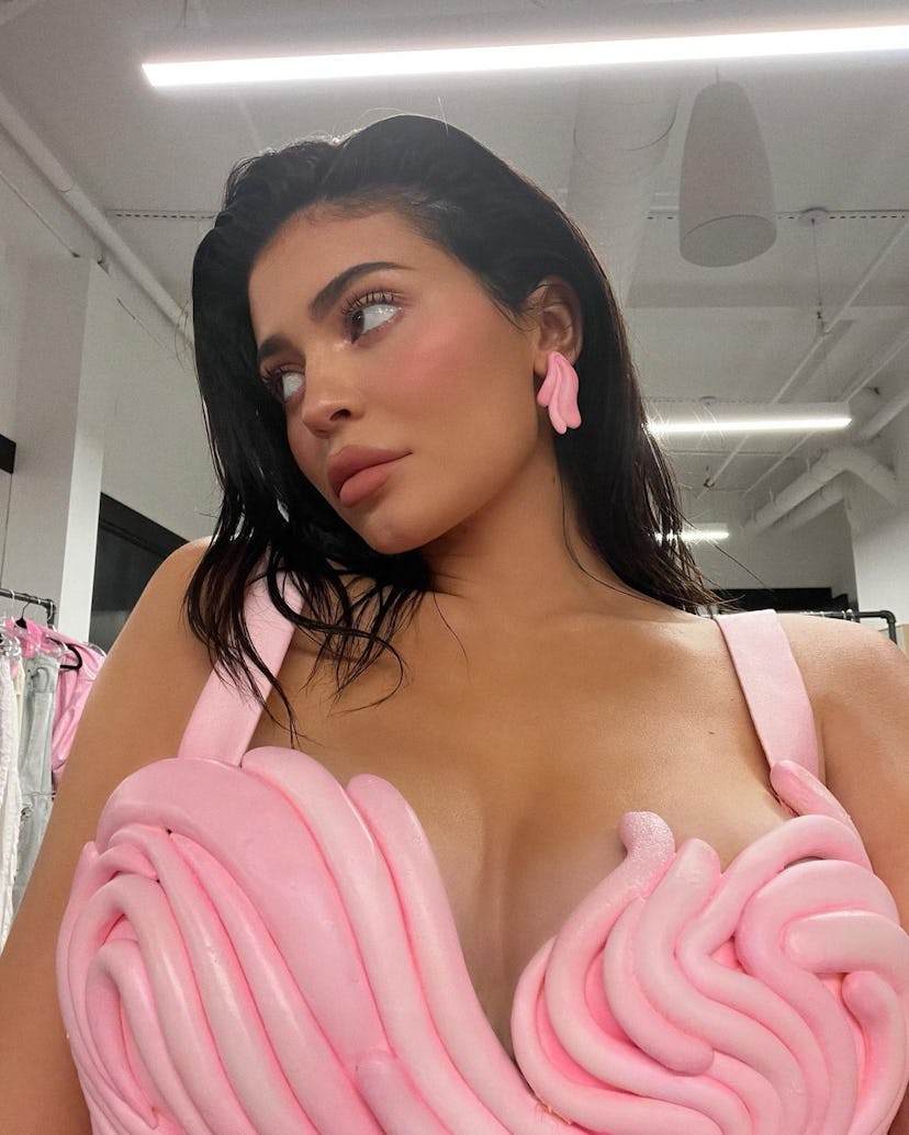 If you need an easy Barbie makeup idea for Halloween 2023, take inspiration from Kylie Jenner's pink...