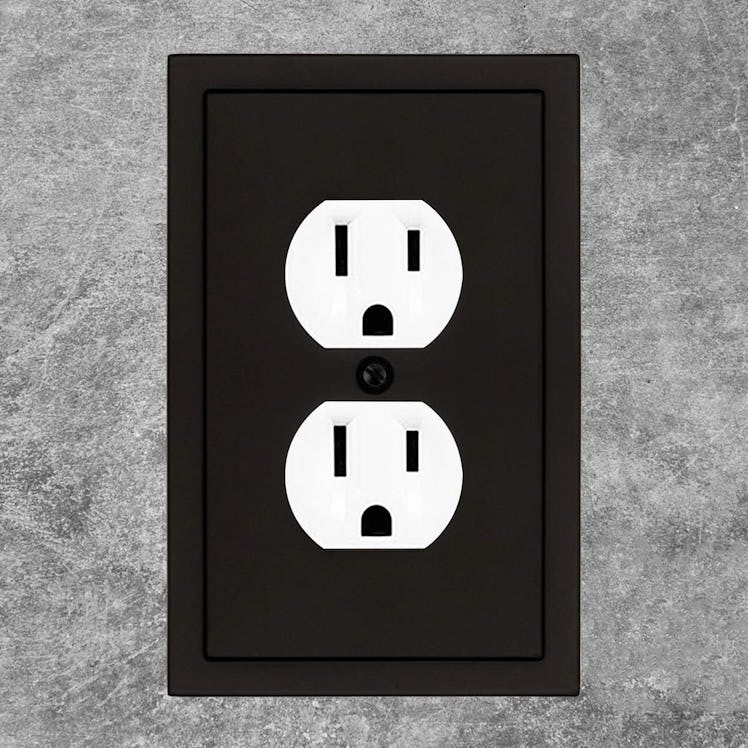 Modern Edge Matte Black Wall Plates (2-Pack)