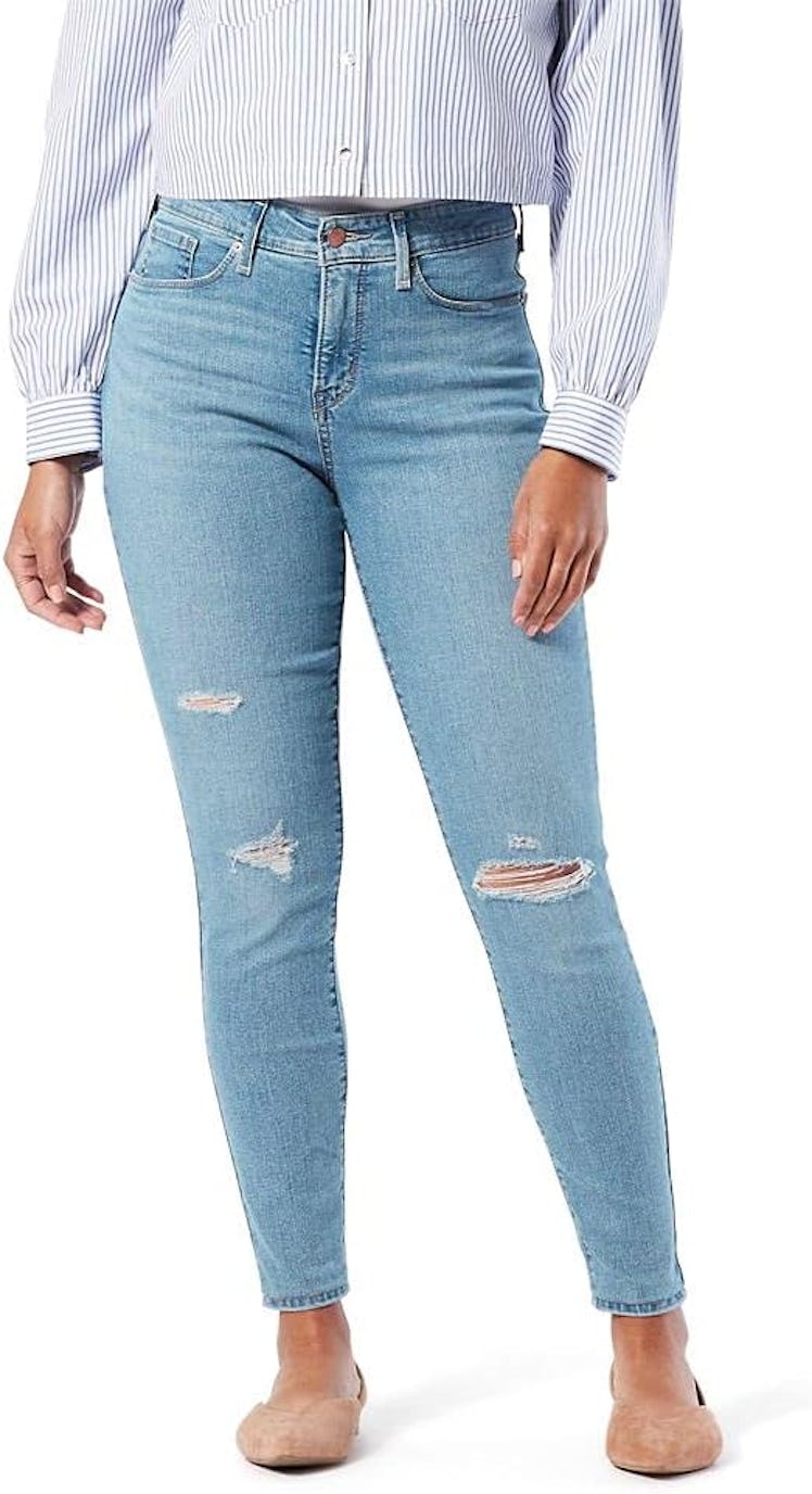 Signature by Levi Strauss & Co. Gold Label Totally Shaping Skinny Jeans