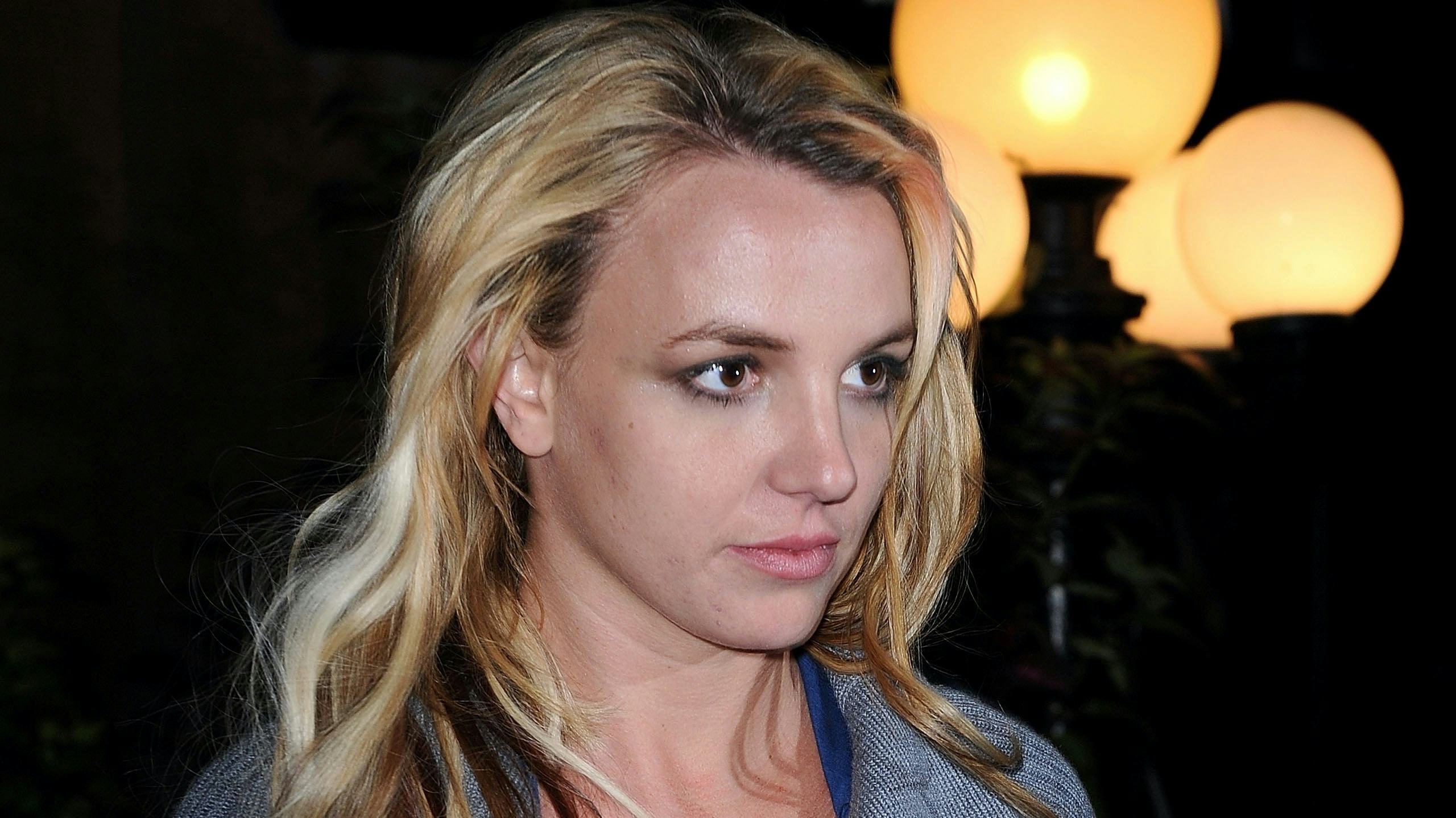 Britney Spears Recalls Paparazzi Umbrella Attack In 'Woman In Me' Memoir