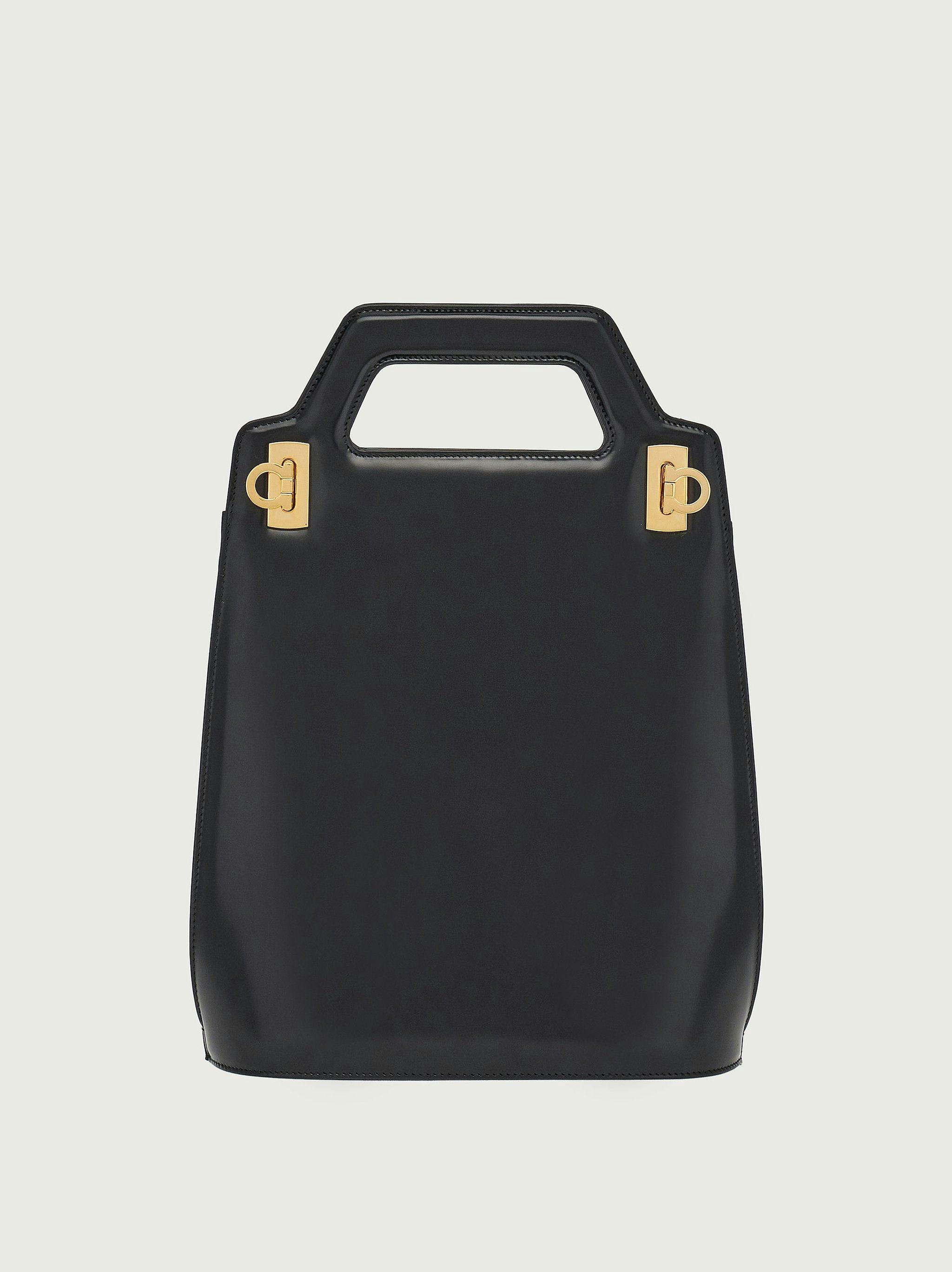 Wanda North-South top handle