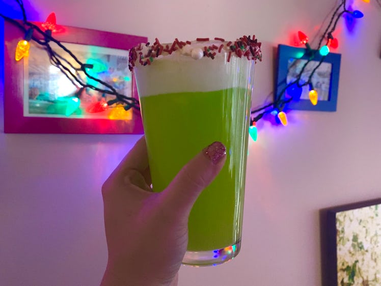 I tried the Grinch Punch from TikTok with Hawaiian green punch, pineapple juice, Sprite, and lime sh...