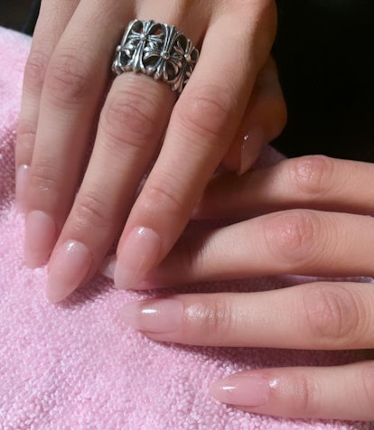 Bella Hadid sheer pink nude nails