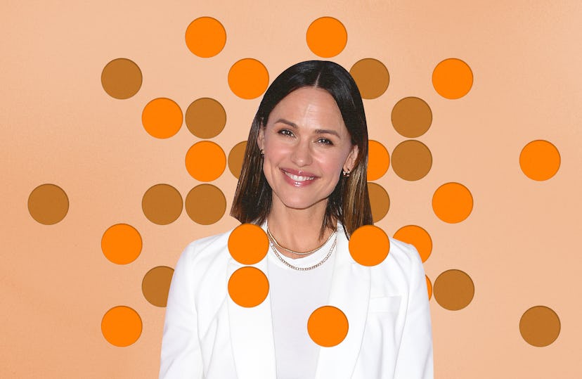 Jennifer Garner, 51, chats with Bustle about skin care, Neutrogena retinol, and beauty advice for he...
