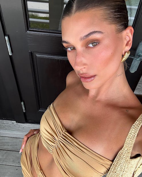 Hailey Bieber overalls