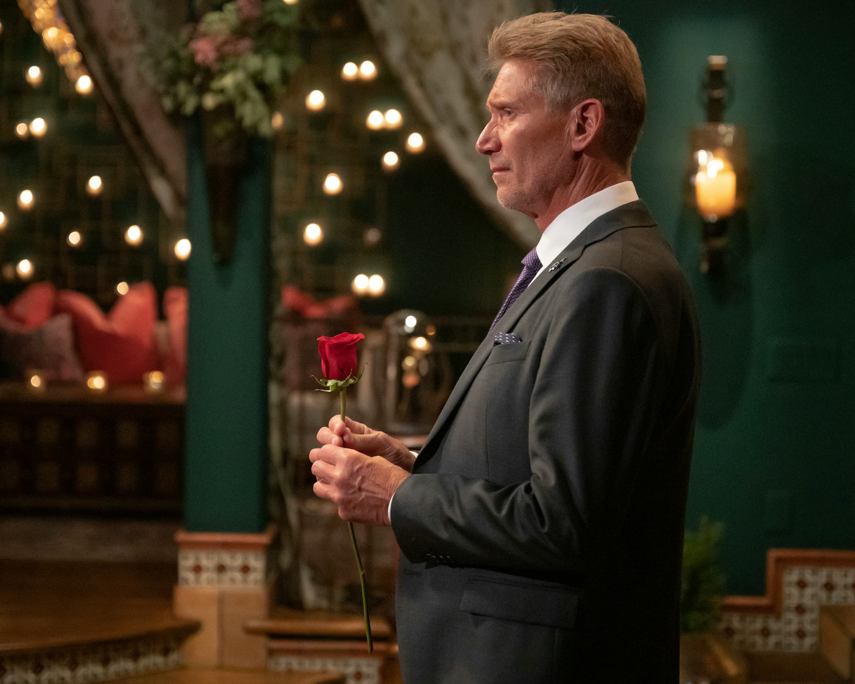 Gerry Turner gives out the final rose during &lsquo;The Golden Bachelor&rsquo; Week 5