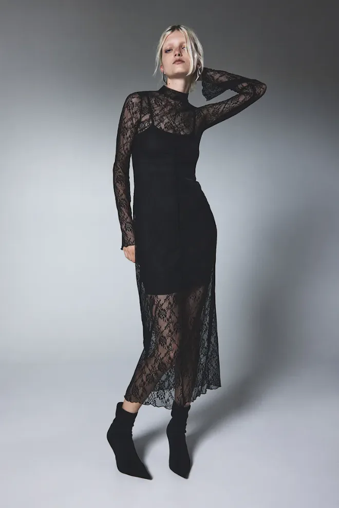 Black Dresses From H&M You Can Turn Into A Last-Minute Halloween Costume Black Dresses From H&M You Can Turn Into A Last-Minute Halloween Costume