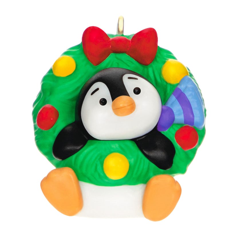 Mini Petite Penguins A Welcoming Wreath Ornament, 1"