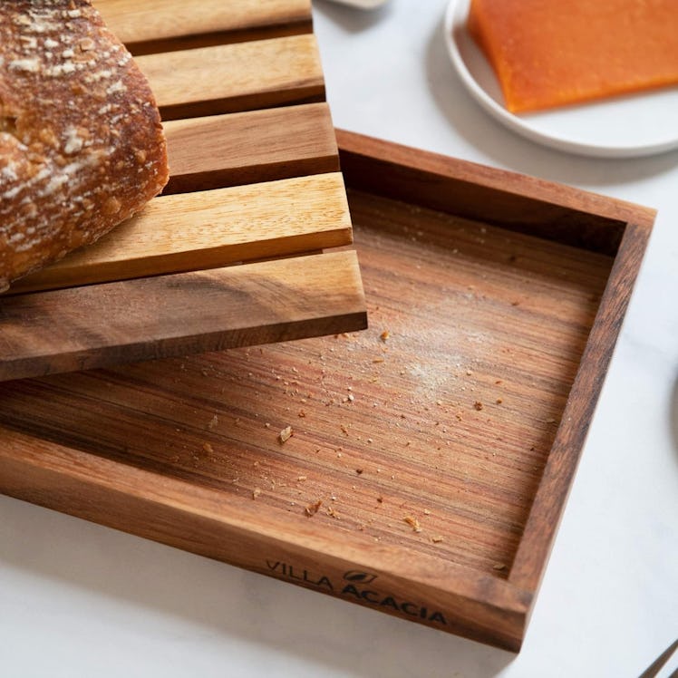 Villa Acacia Wood Bread Board 