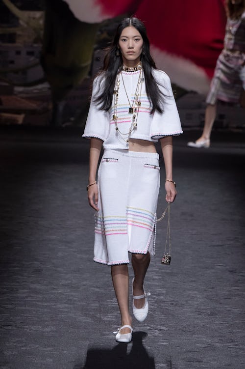 Chanel Spring 2024: Singing the Praises of Simplicity 22 23a902e4 0c1f 4f78 b400 9f8a3852f8f0 gettyimages 1714902890