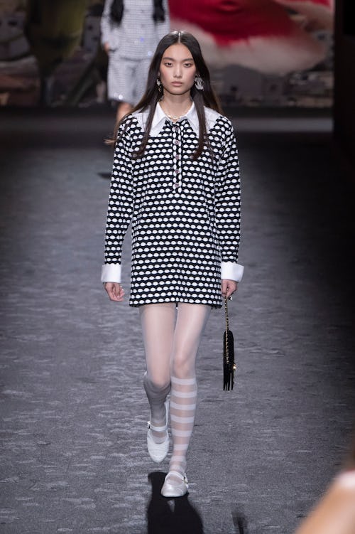Chanel Spring 2024: Singing the Praises of Simplicity 7 5e4ac66e 38f3 483e 96f5 0b12178b246f gettyimages 1714903121