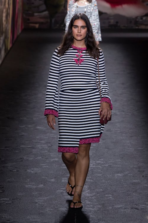 Chanel Spring 2024: Singing the Praises of Simplicity 23 a9bac5cc 6dba 42df 8574 8afd46f286b4 gettyimages 1714903021