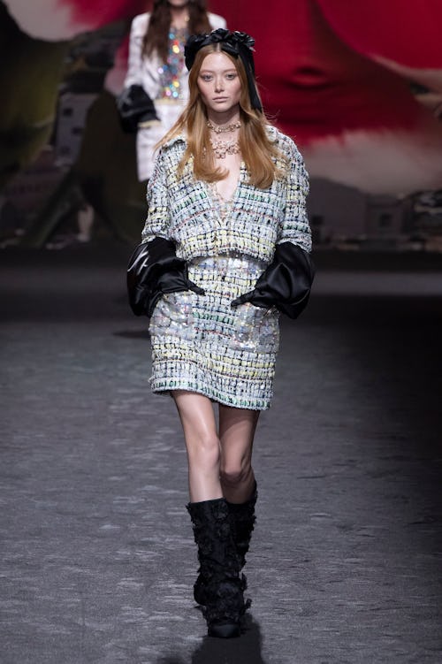 Chanel Spring 2024: Singing the Praises of Simplicity 8 c12d5c91 c0fd 486d 99e1 95fa1a2f7ce3 gettyimages 1714902860