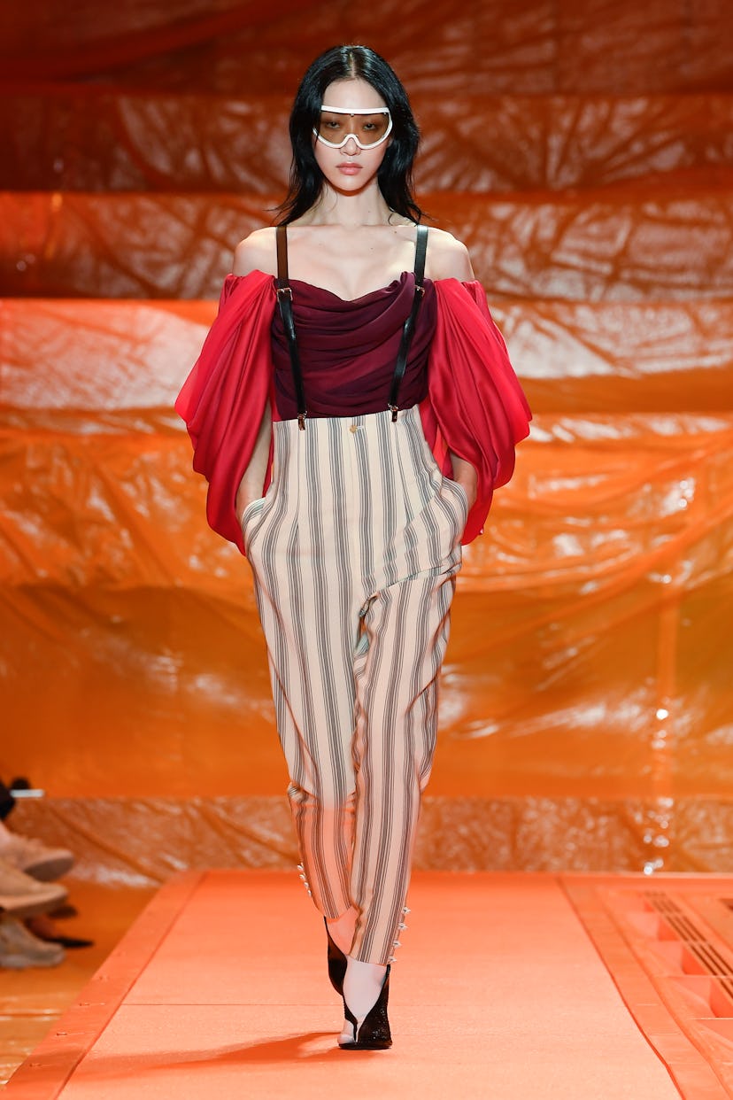 Model on the runway at Louis Vuitton Ready To Wear Spring 2024 on October 2, 2023 in Paris, France.