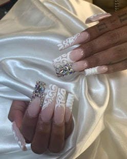 Naked Nails Are the Quiet-Luxury Mani Trend of Summer 2023