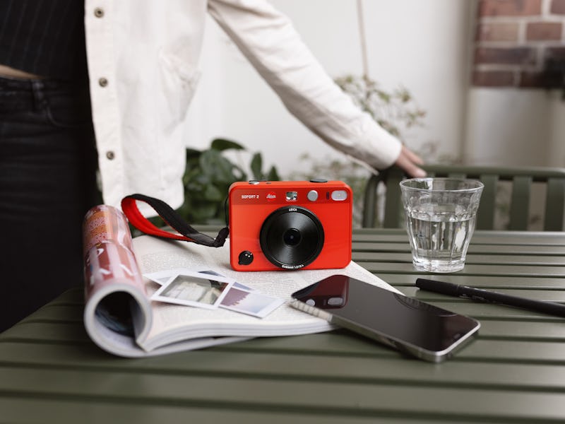 Leica Sofort 2 instant camera