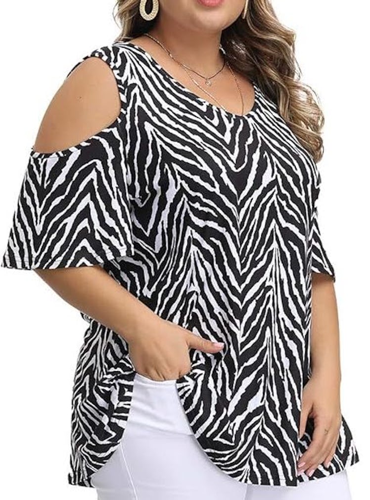 ALLEGRACE Cold-Shoulder Tunic Top